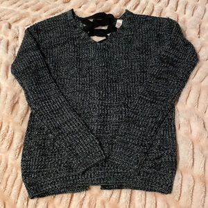 SO Kohls gray sweater. Size extra small